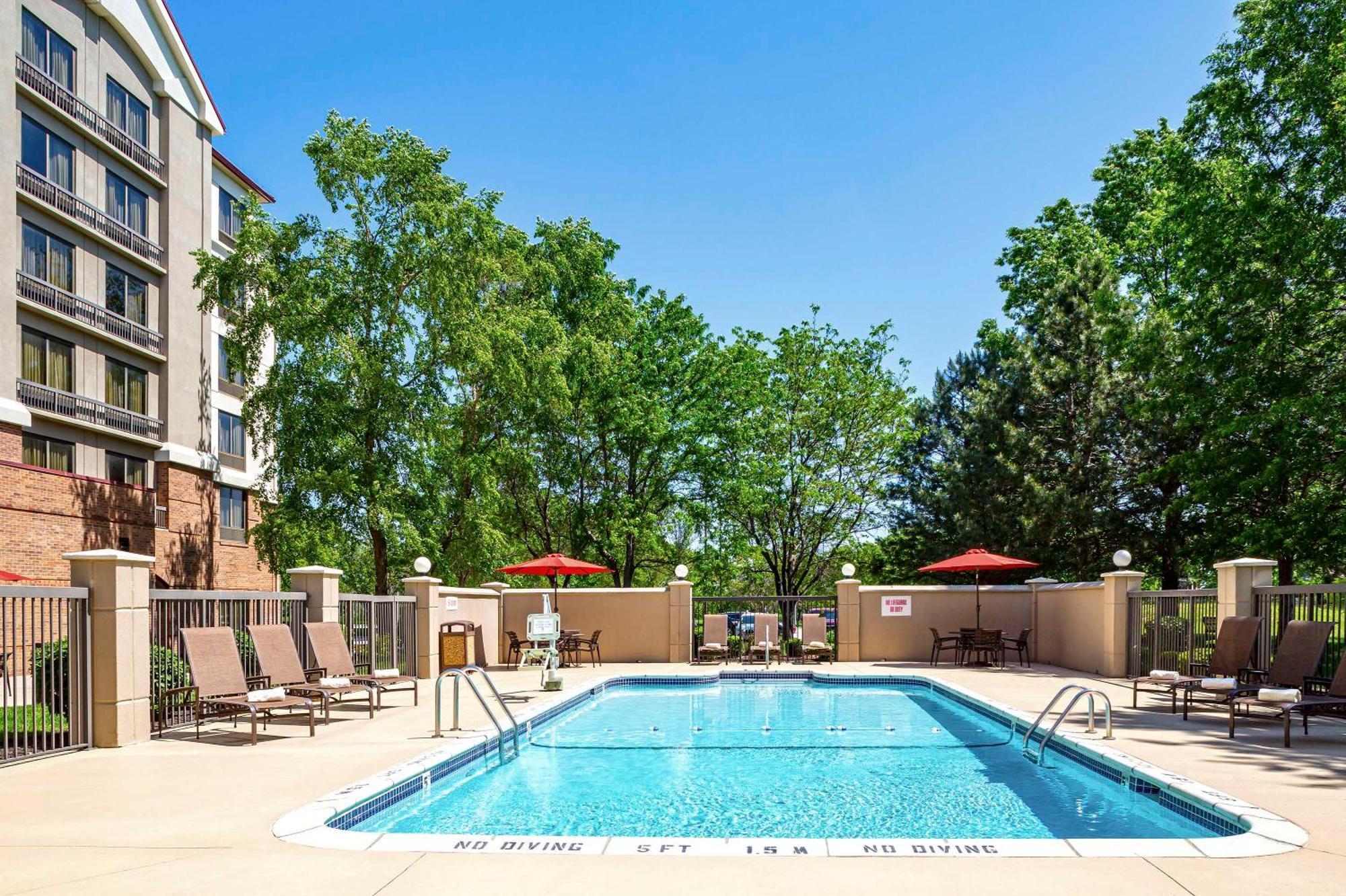 Hyatt Place Kansas City/Overland Park/Convention Center Exterior foto