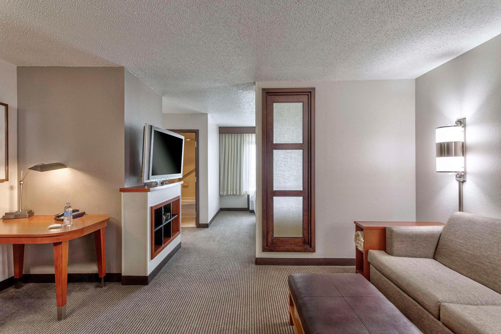 Hyatt Place Kansas City/Overland Park/Convention Center Exterior foto